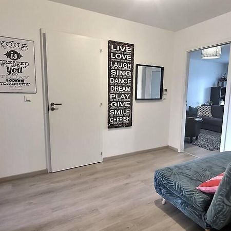 Superbe Appartement Avec 2 Balcons - Vue Sur La Cathedrale Environ 15 Min En Tram Strazburg Dış mekan fotoğraf