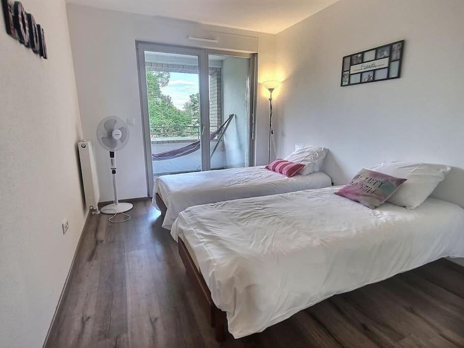 Superbe Appartement Avec 2 Balcons - Vue Sur La Cathedrale Environ 15 Min En Tram Strazburg Dış mekan fotoğraf